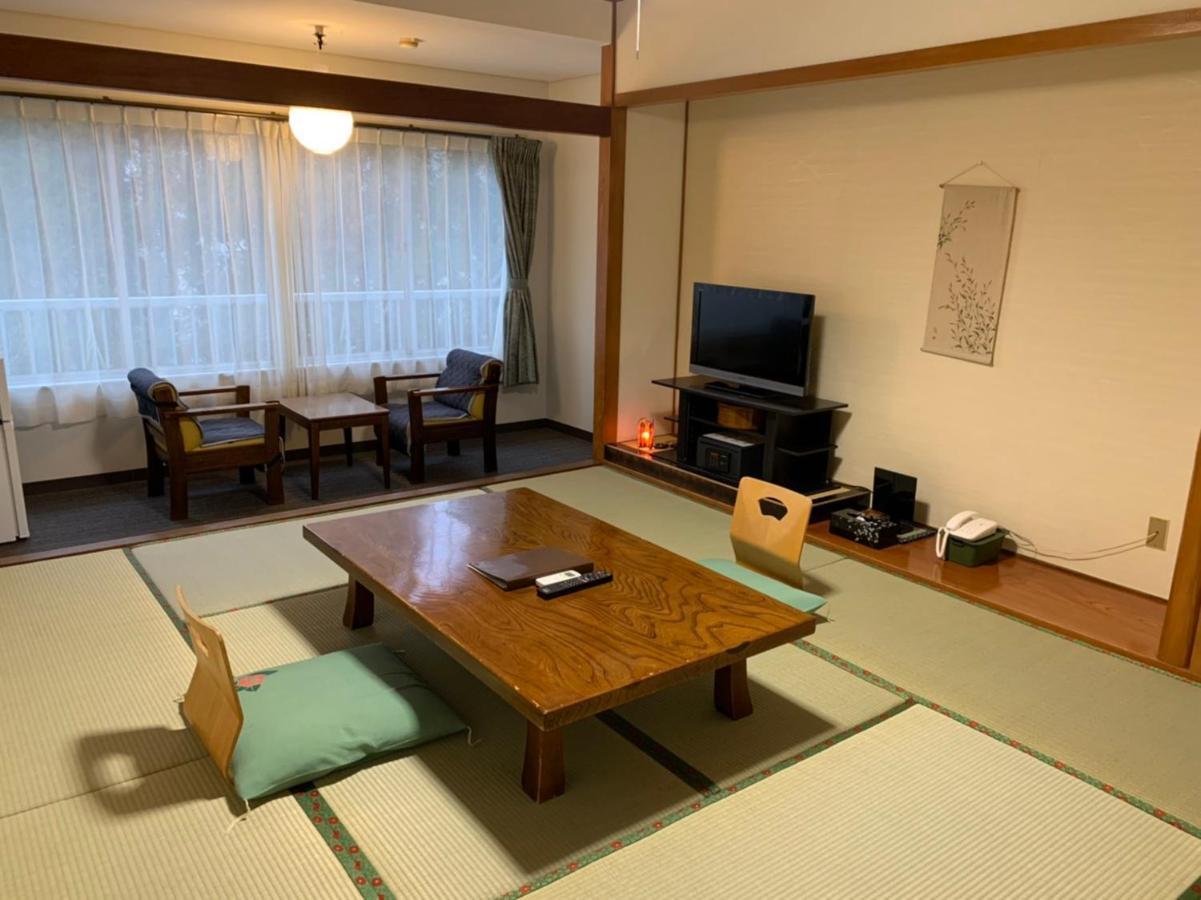 Hotel Kinosato Yamanoyu Kokonoe Zewnętrze zdjęcie